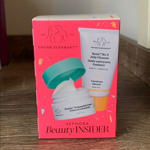 *Never been opened* Drunk Elephant sample gift set